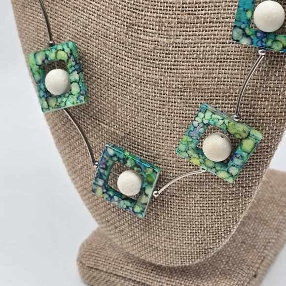 Green Blue Geometric Square Stations Silver Tone Separators Beaded Necklace - Picture 5 of 13